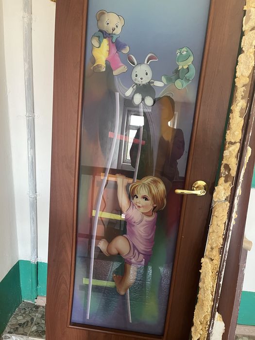 Двери б/у в отличном состоянии