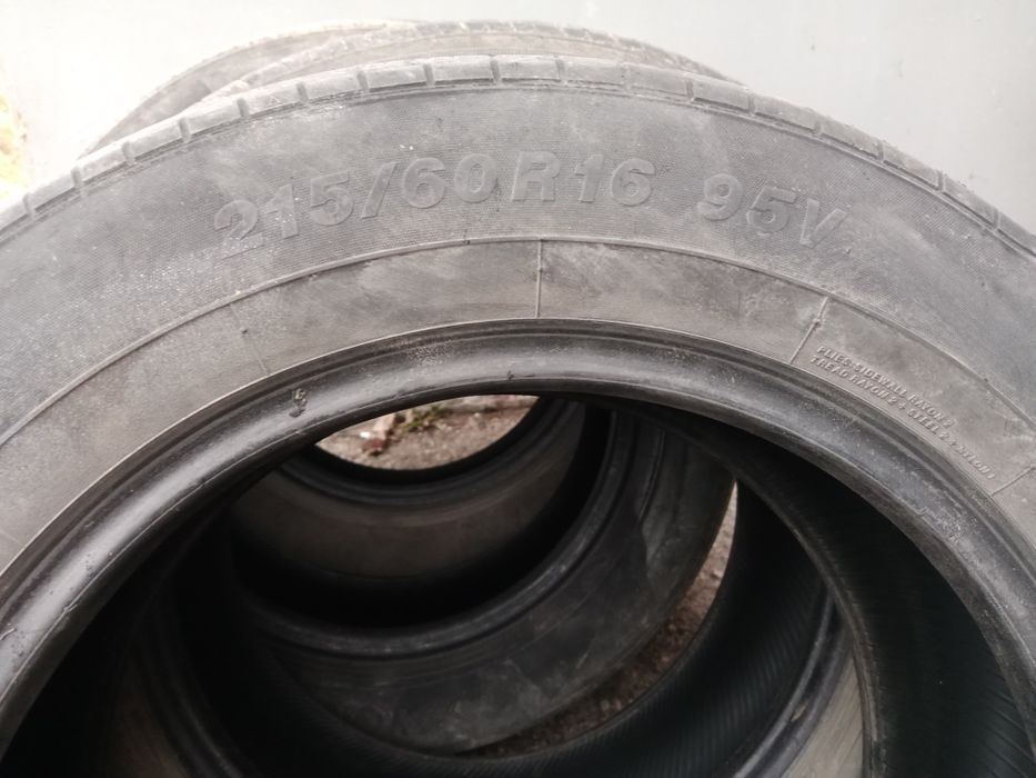 Продам 4 шины 215/60/16