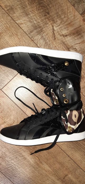 н.40 Reebok  sneakers