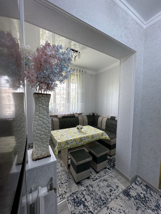 Уй Сотилади юнусобод 19 каартал 2 хона