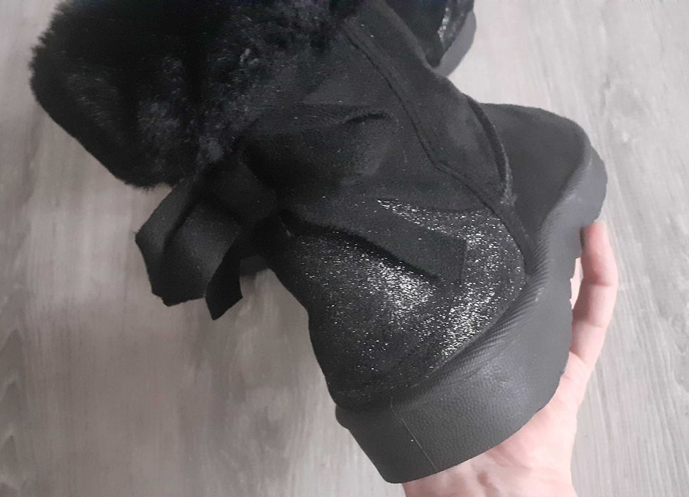 Ghete scurte din blana