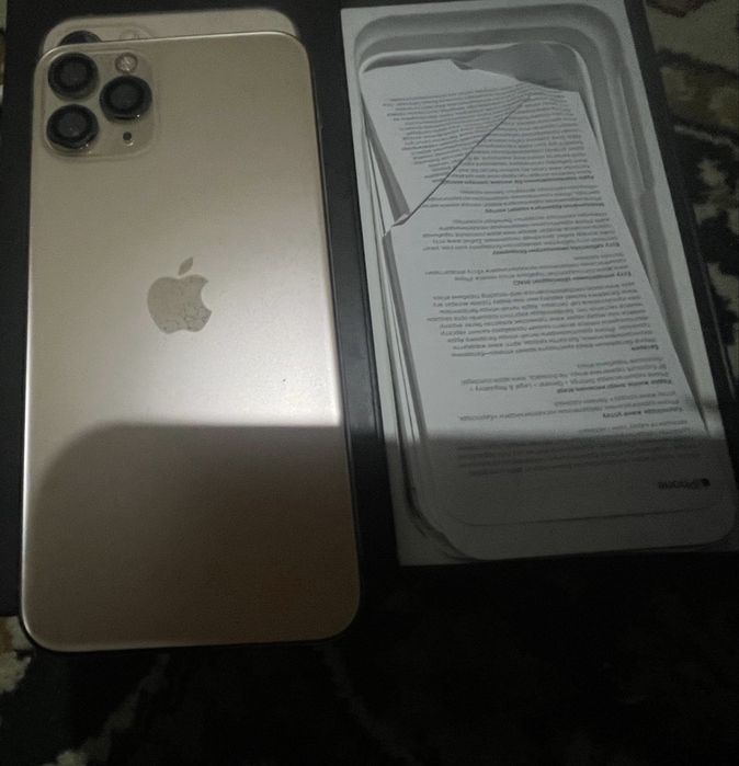 Iphone 11 pro  с каропками