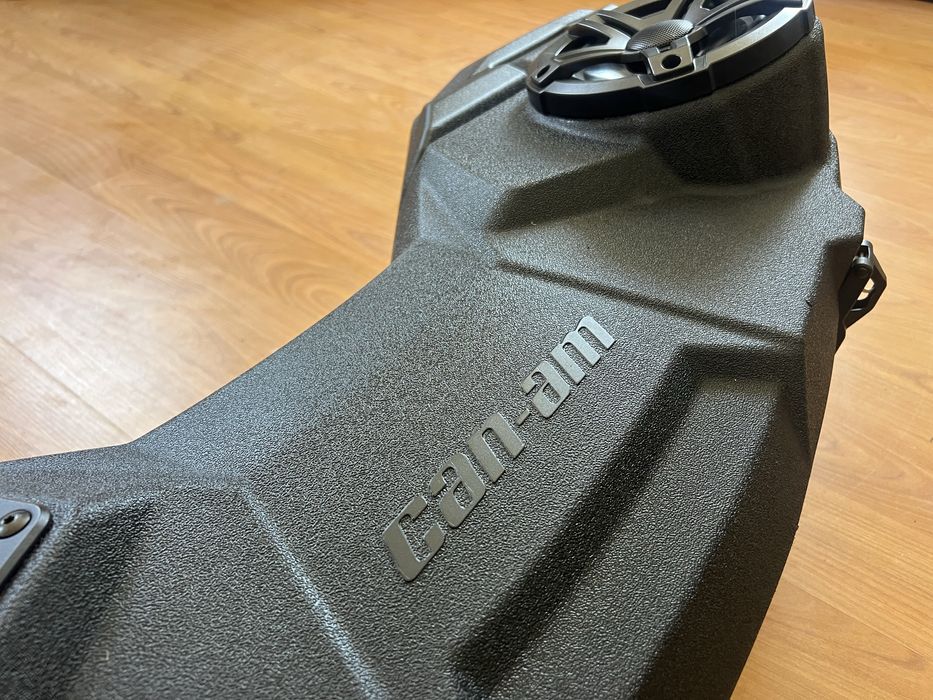 Lada spate HIFI BRP Sounds Box noua 43L LinqQ Atv Can Am Outlander Max