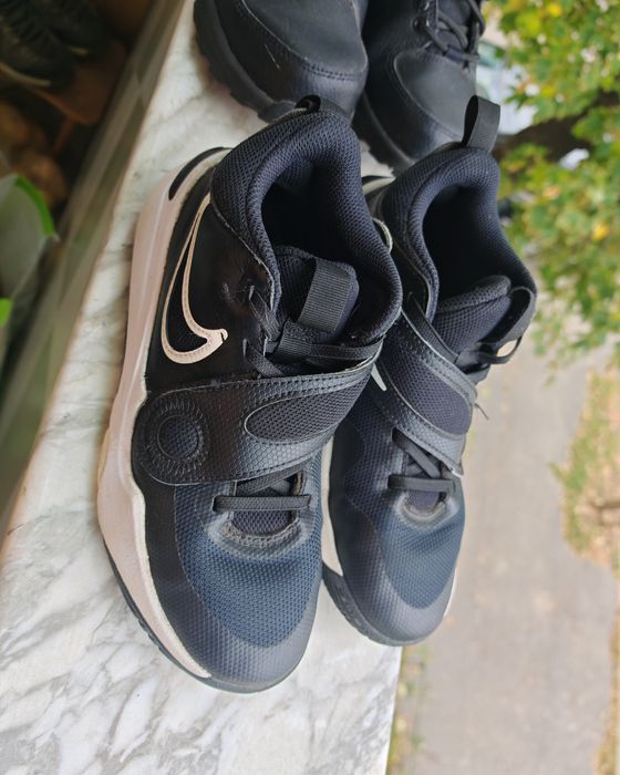 Маратонки Nike 36,5