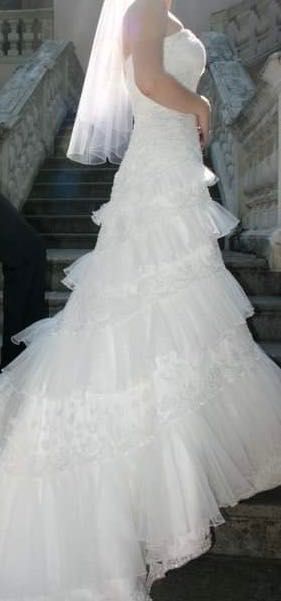 Rochie mireasa Maggie Soterro marime 8