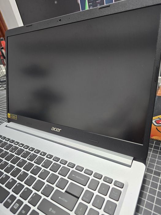 Laptop Acer 515-55 I5 1035G1 | 8GB DDR4 | SSD m.2 512GB | Full HD