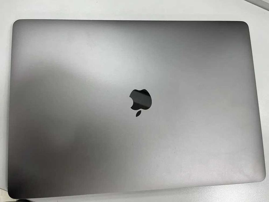 Продам или обмен mackbook air pro 2018