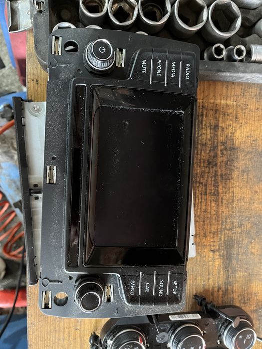 дисплей vw golf 7