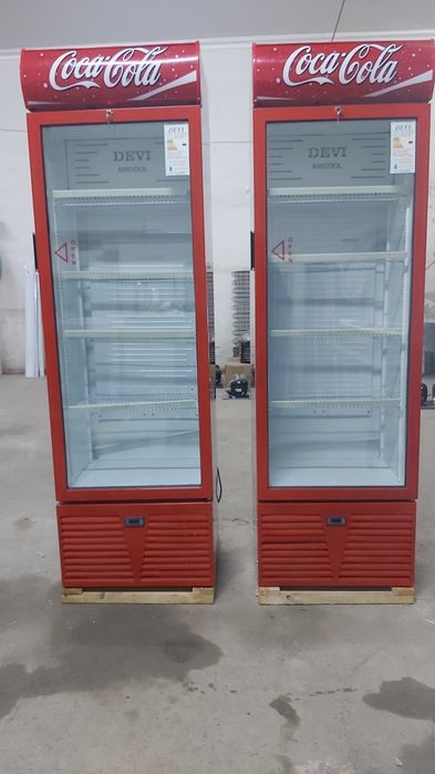 Новые фирменные витринные холодильники DEVI.