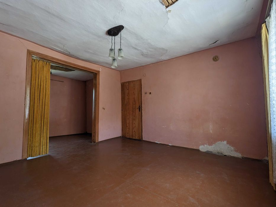 Продава се Къща в Брезник - 80 кв.м за 538 €/кв.м - Снимка #9