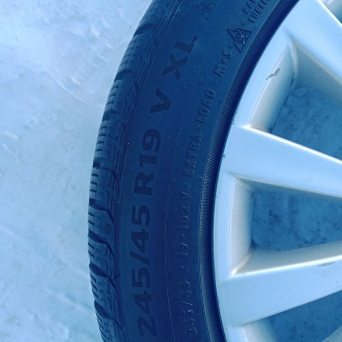 Продам диски с резиной BMW