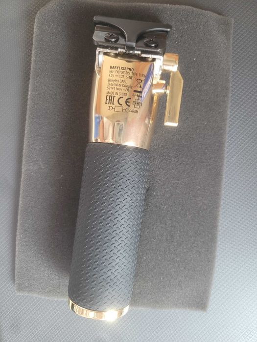 Mașină profesională de tuns BaBylissPRO Boost+ GoldFX FX8700GBPE