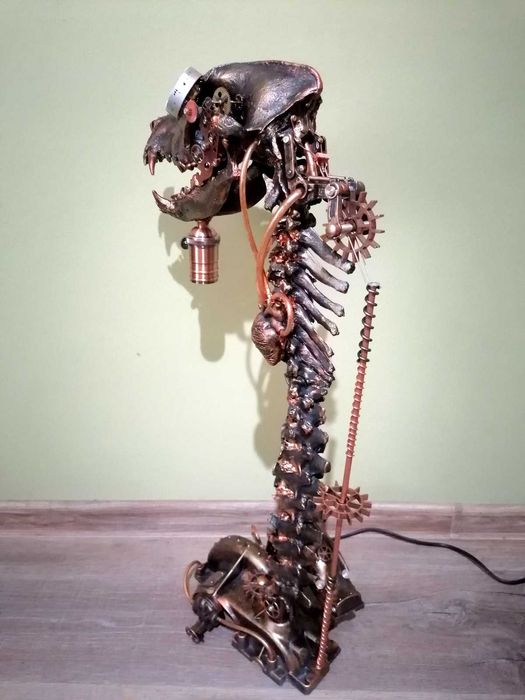 Lampă de podea The hound of the Baskervilles