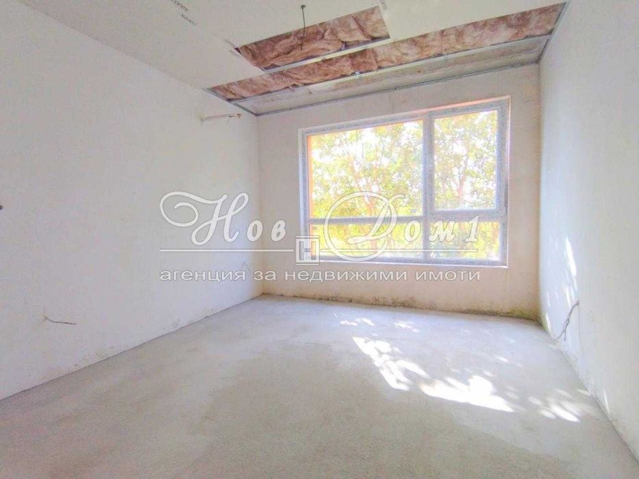 Продава се Тристаен апартамент в Варна, Левски - 110 кв.м за 1227 €/кв.м - Снимка #11