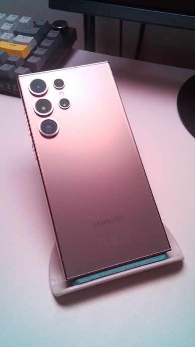 Обменяю Samsung S24 Ultra 12/256