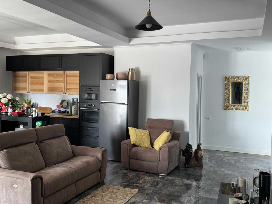 Penthouse exclusivist la malul mării – 400 mp tot etajul