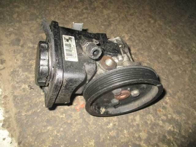 Pompa servodirectie cu vas Bmw seria 3 E46 motor 2,0 diesel