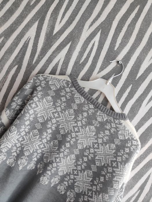 Пуловер SNJOR 50% вълна