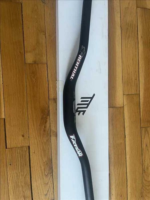 Renthal Fatbar 800 мм / 40 мм Rise / 31.8 мм