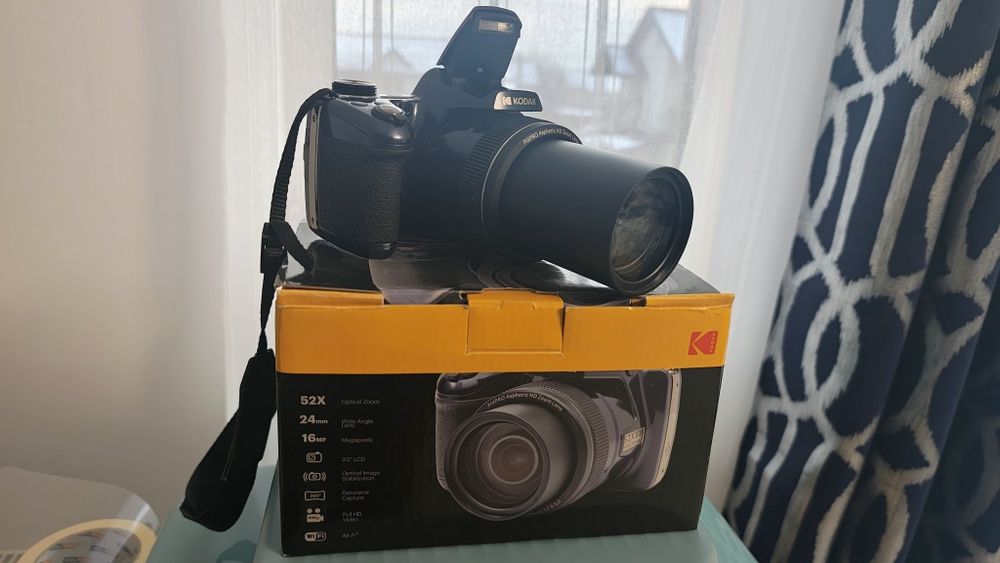 Aparat foto Kodak PixPro AZ528