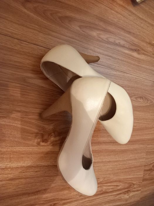 Pantofi si sandale ocazie