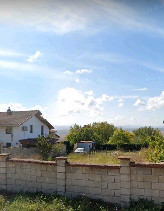 Парцел за строене