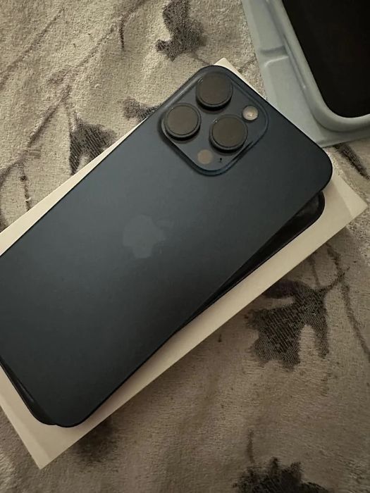 iphone 15 pro, 256gb, baterie 95%