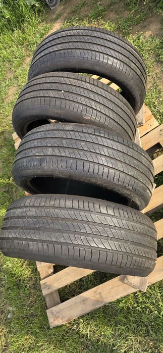 Michelin Primarcy  4   235 45 R20