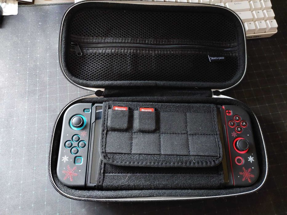 Nintendo OLED + 2 jocuri