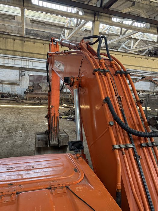Doosan 225 LC ekskavator sotiladi