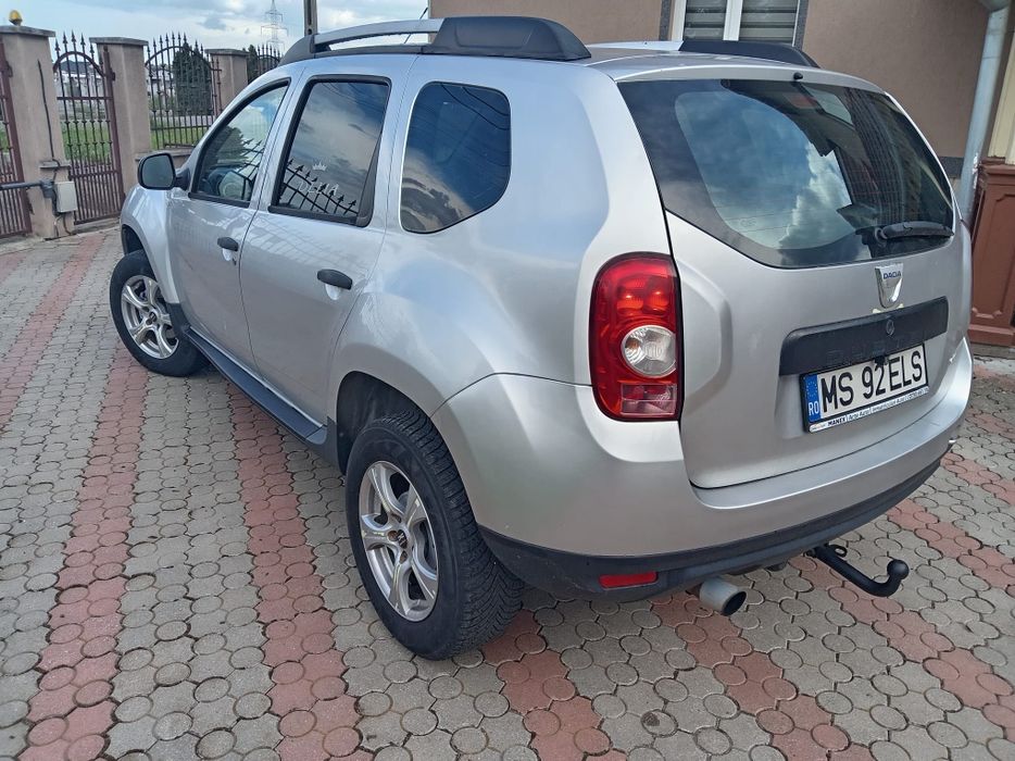 DACIA Duster 2010 — imagine 4