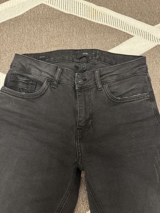 Мужские черные джинсы