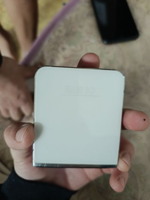 Samsung z flip 5 256 gb