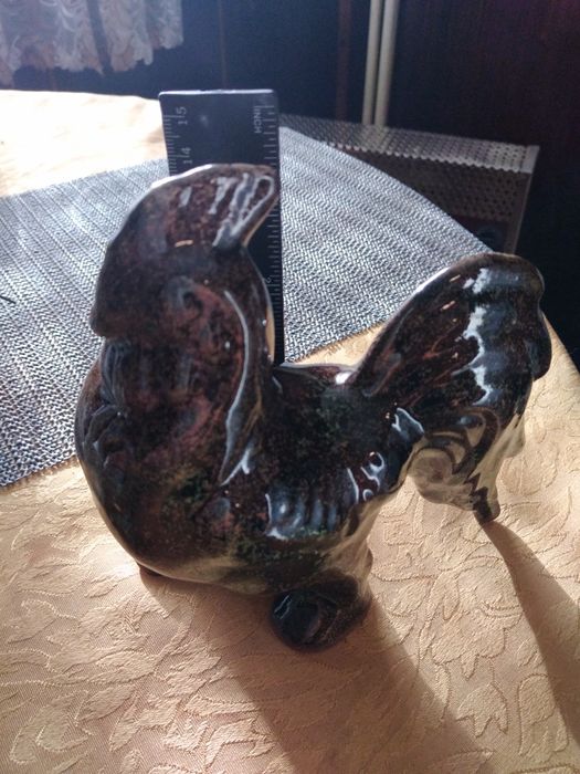 Колекция статуетки от българска керамика от соца