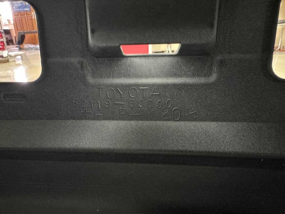 Бампер передний (оригинал) на Toyota Land Cruiser 300