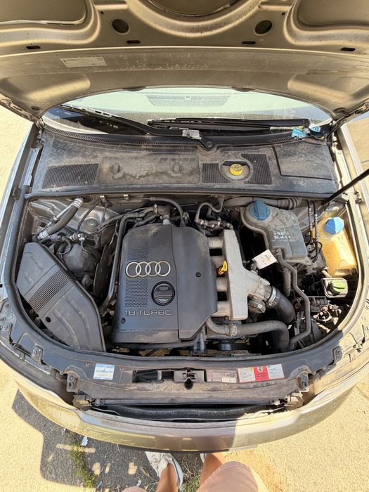 Vand audi 18 benzina