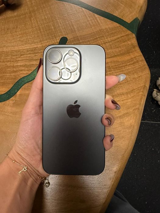 IPhone 15 Pro 256 gb