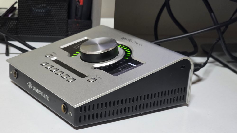 Apollo Twin - аудио интерфейс