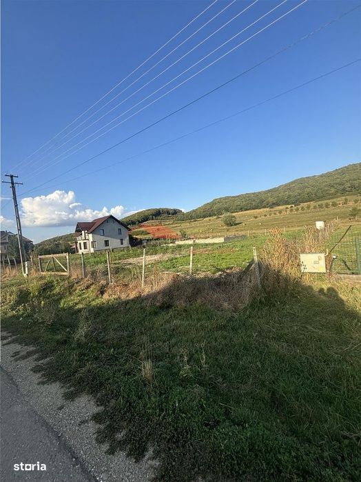 Teren 13 ari, cu proiect casa ,Figa
