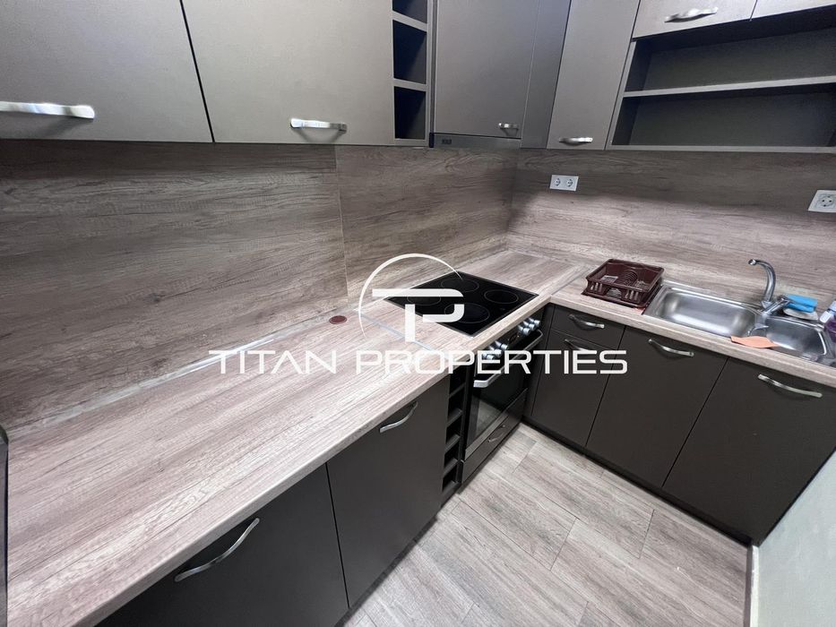 Дава се под наем Двустаен апартамент в Бургас, Център - 52 кв.м за 459 € - Снимка #3