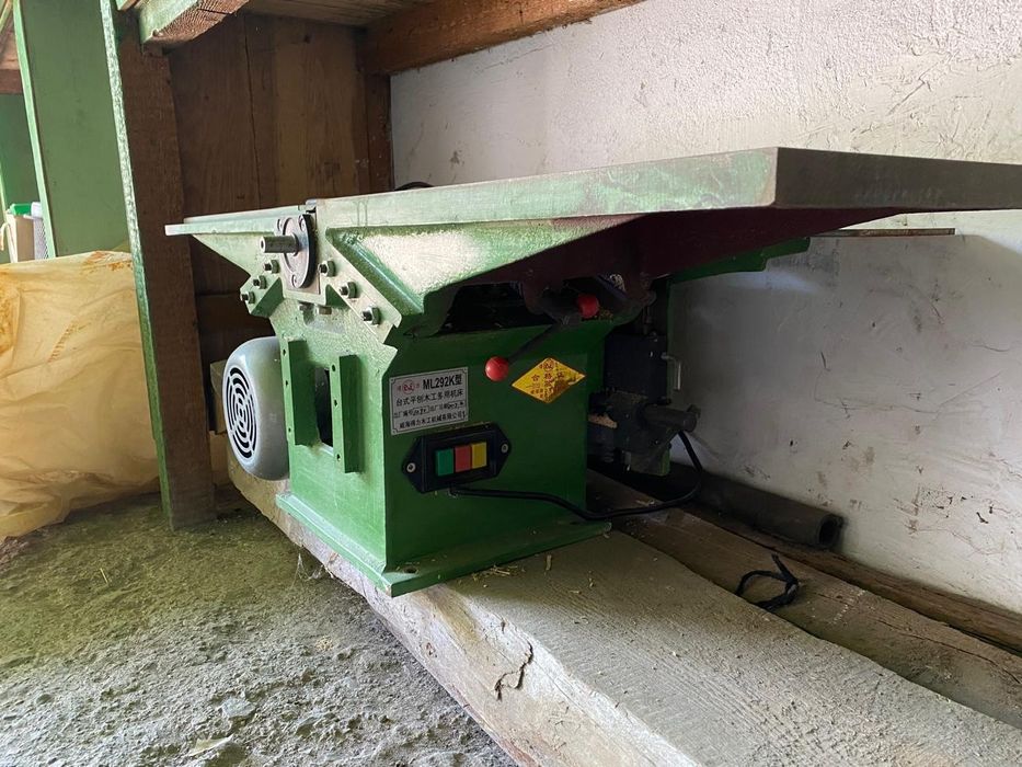 Станок универсальный деревообрабатывающий