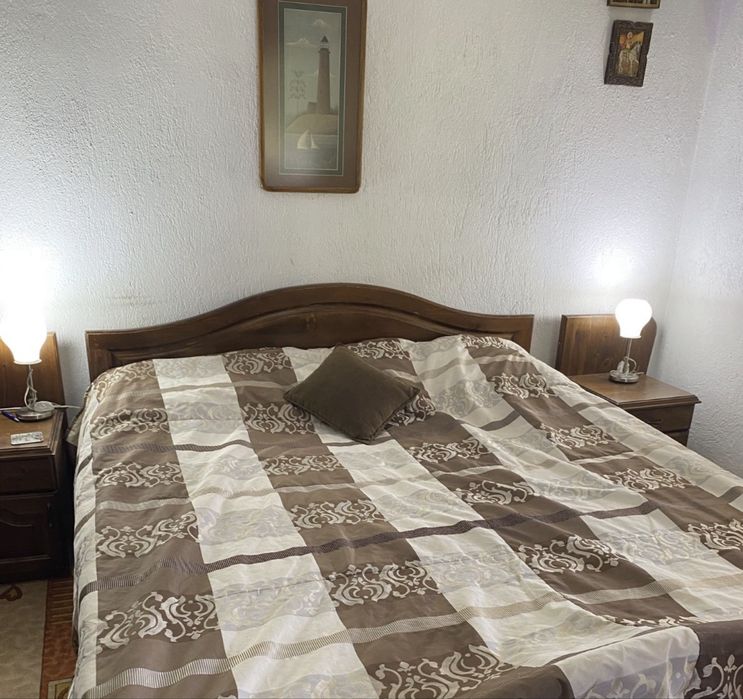 Продавам голямо шалте 30€