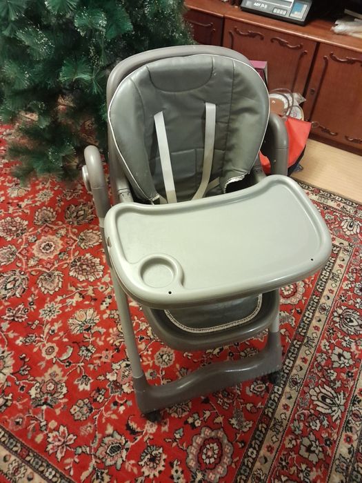 Детское кресло для кормления