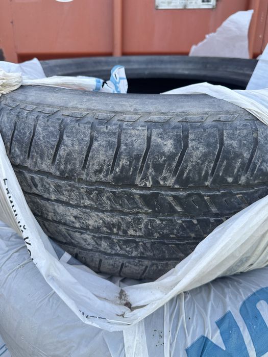 Продам автошины.  Размер 265/60/18