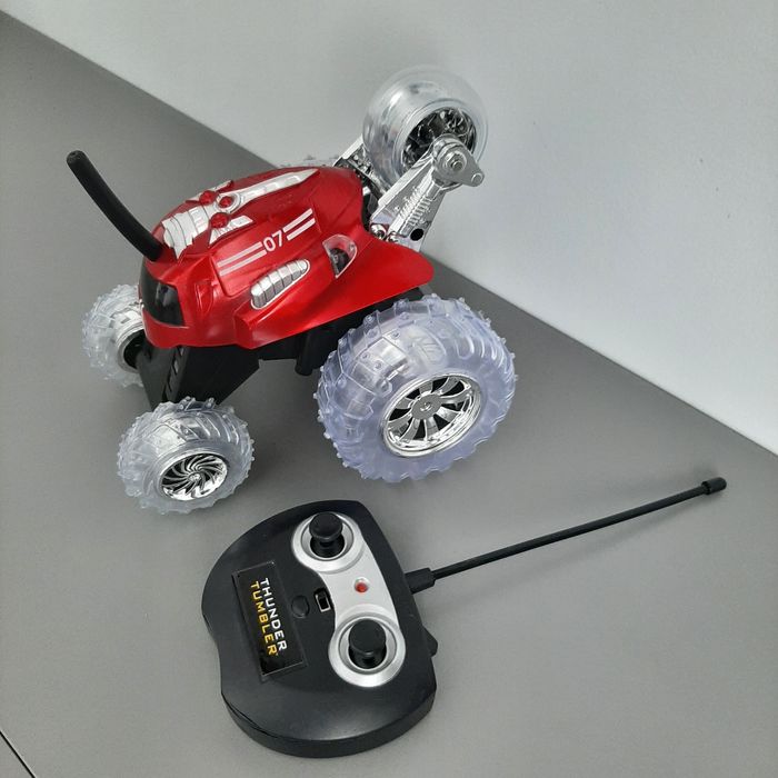 Masinuta cu telecomandă cu rotire 360 grade