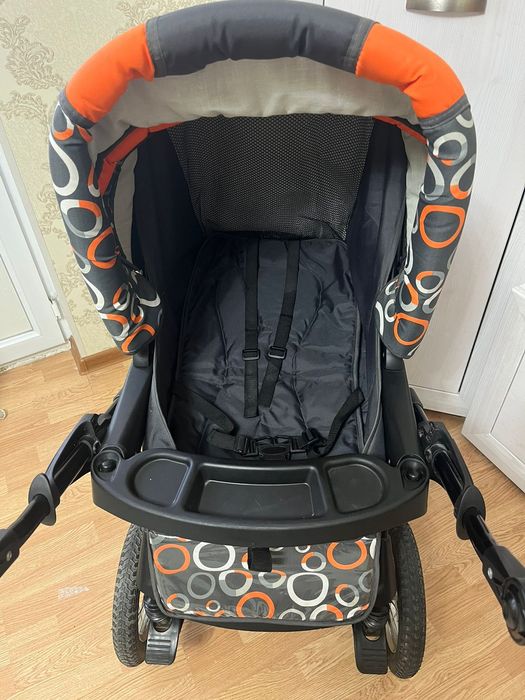 Детская коляска .