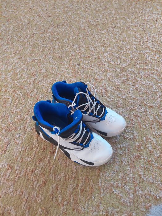 Оригинални джорданки номер 36.5