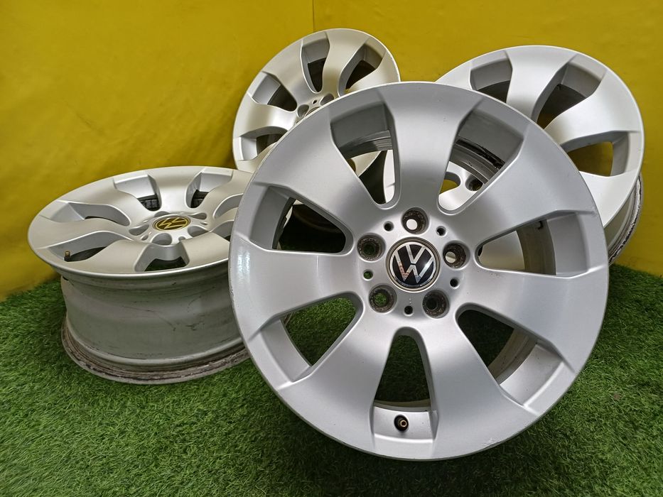 Диски R17 5x120 на Volkswagen T5.