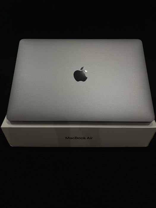 MacBook Air M1 100%, 15 циклов