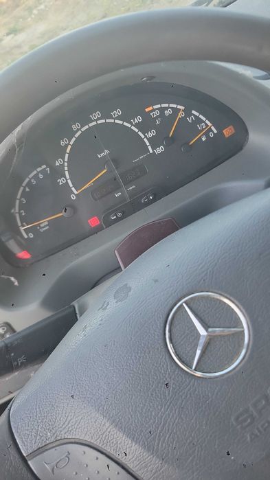 Mercedes sprinter